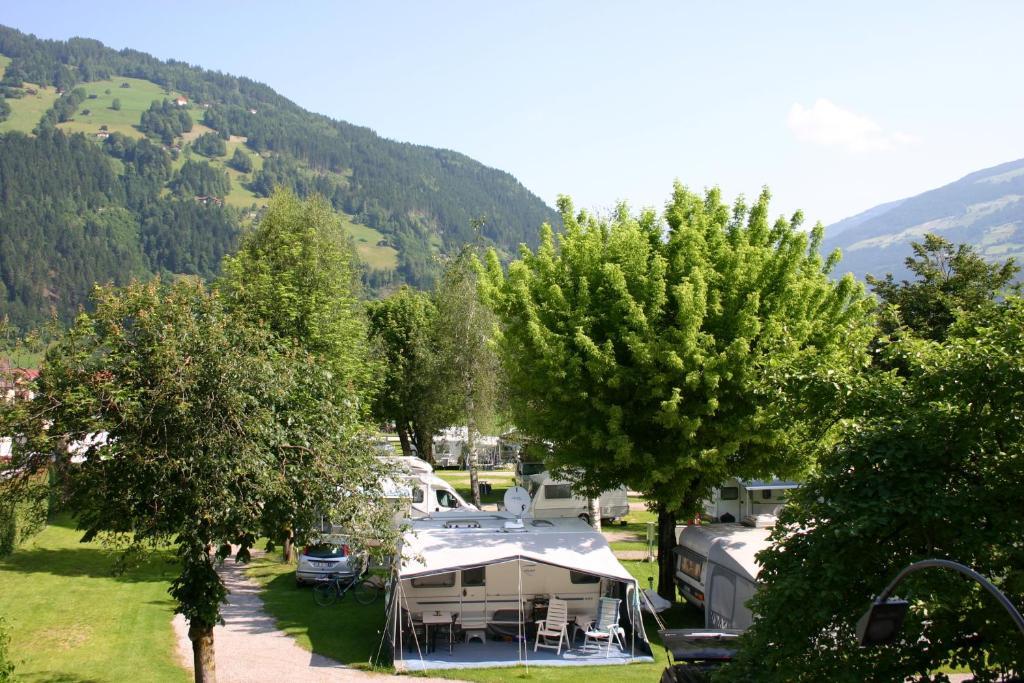 Apparthaus & Chalets Hofer Zell am Ziller Luaran gambar